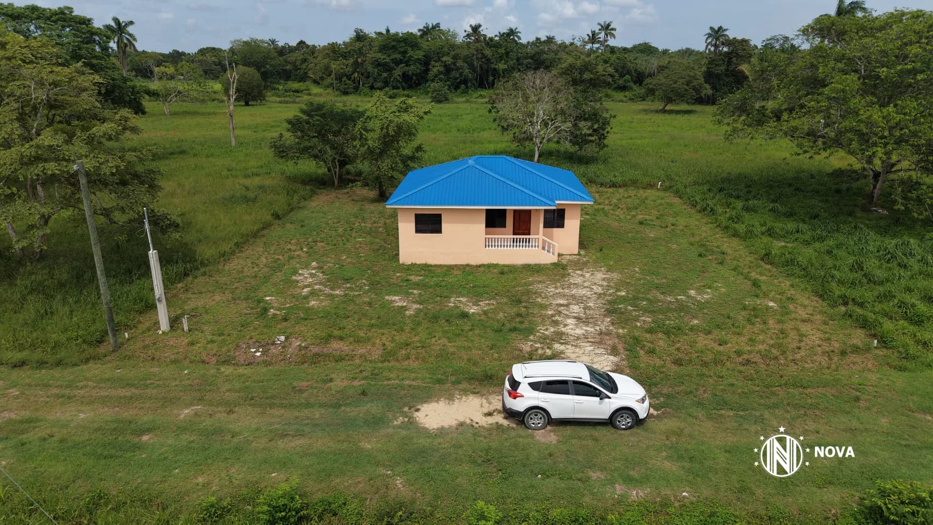 Move in Ready Home in the Belize District, Scotland Halfmoon - Photo 2