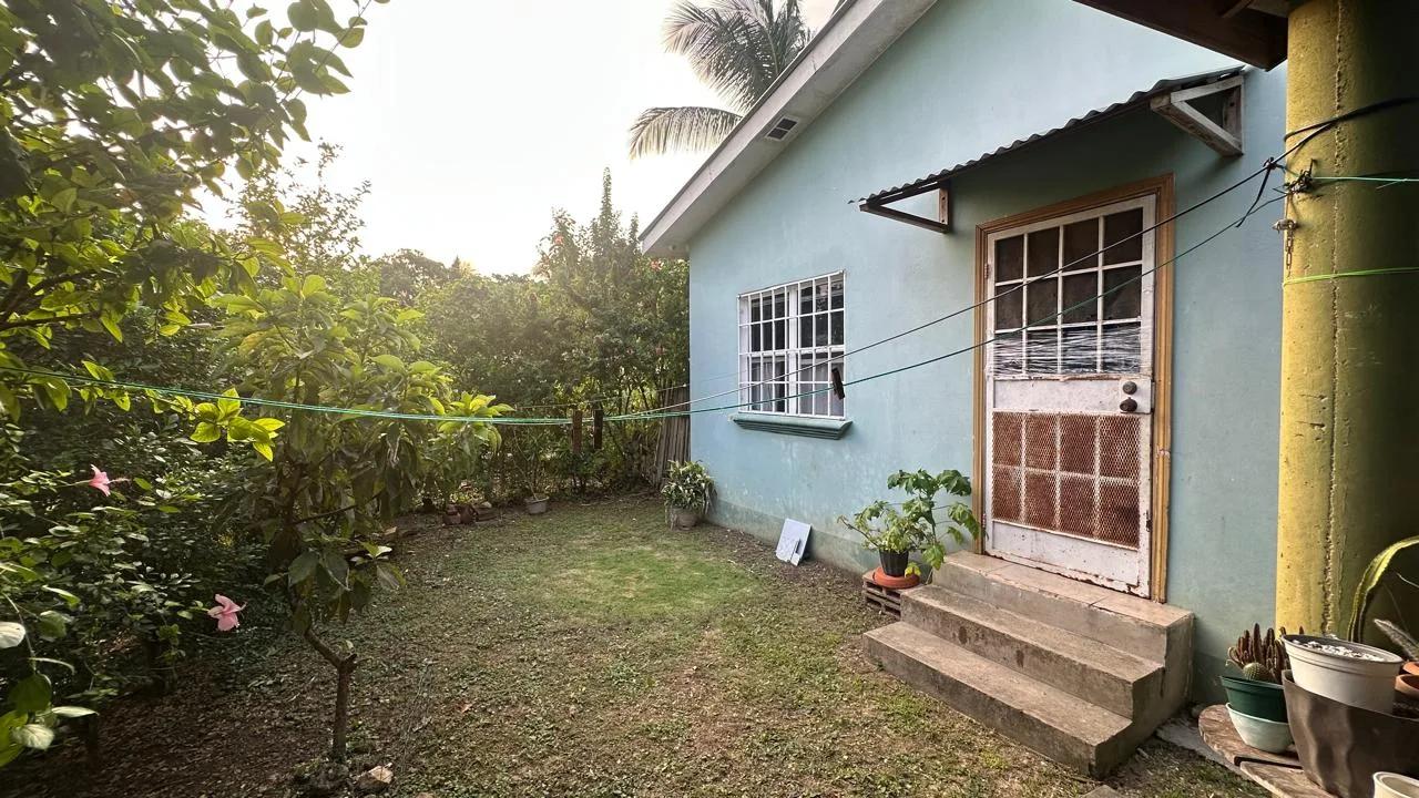 Charming House on Temash Street, Belmopan City  - Photo 3